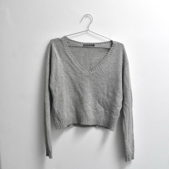 Brandy Melville Sweaters - Brandy Melville Sweater